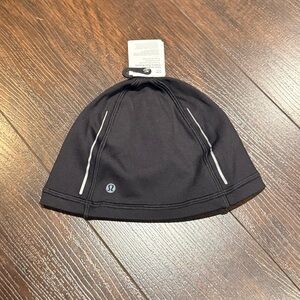 NWT! Lululemon Fast And Free Fleece Run Beanie Hat Size S/M Reflective Black
